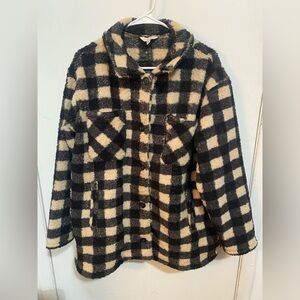 Lucky Brand Black and Cream Checkered Fleece Jacket